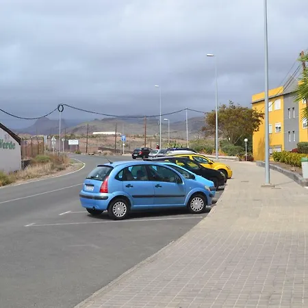 Проживание в семье Fano's House - En Vivienda Particular *