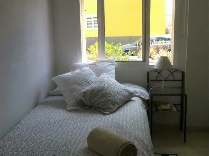 בית אירוח Fano's House - En Vivienda Particular