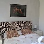 Fano's House - En Vivienda Particular Homestay