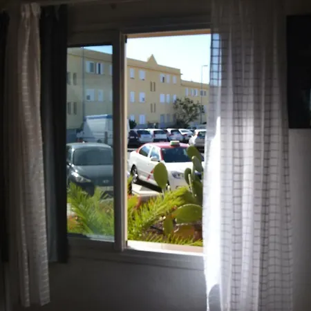 Fano's House - En Vivienda Particular בית אירוח *